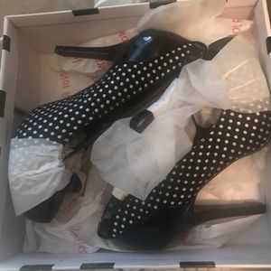 Size 8 heels, never worn